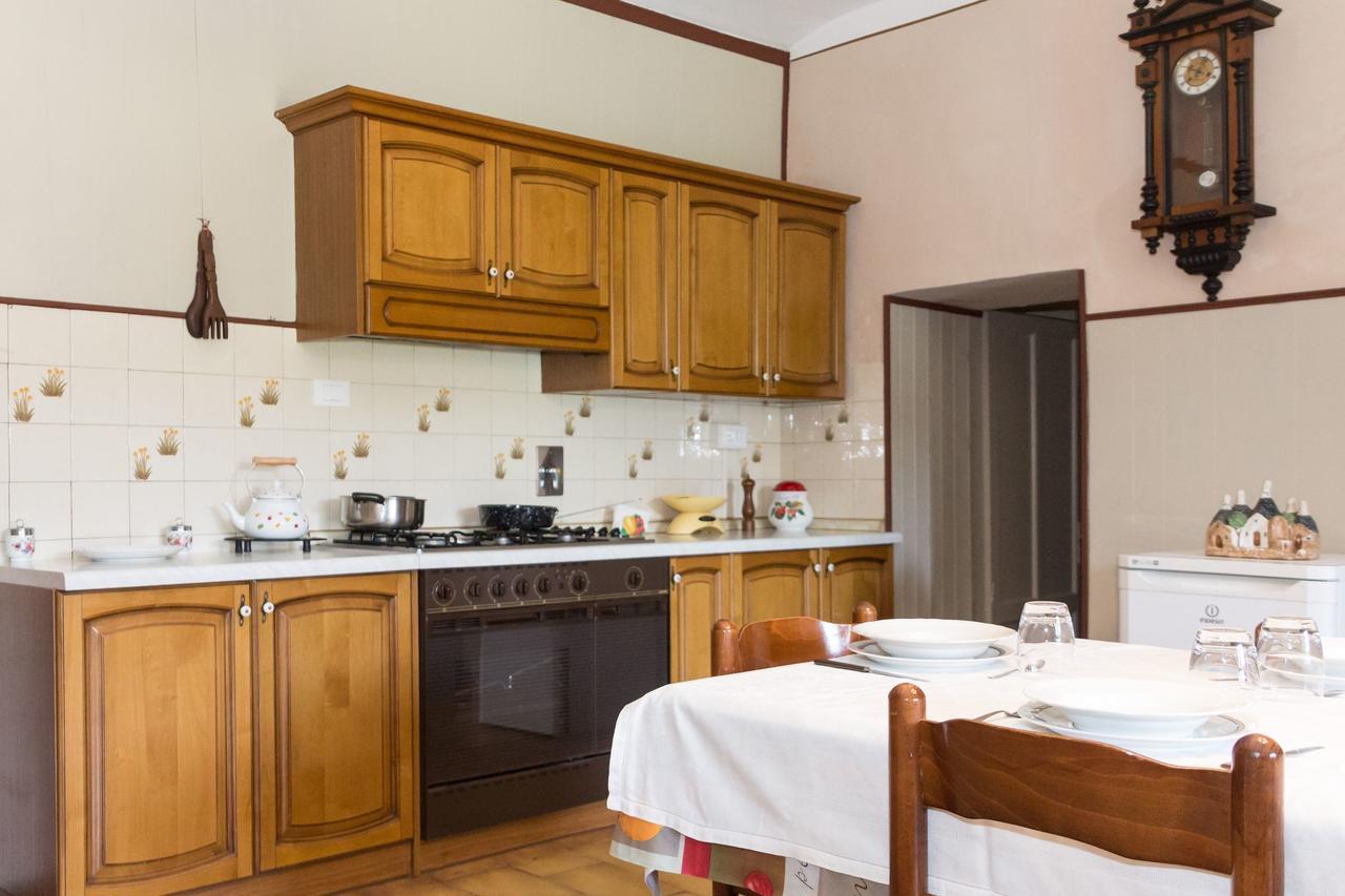 Casa Del Grande Vecchio Bed and Breakfast Airasca Eksteriør billede