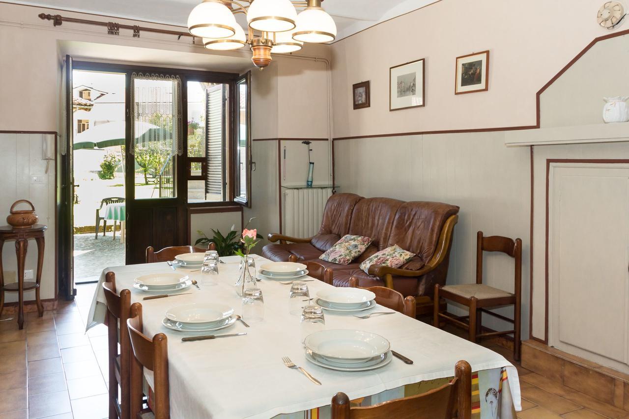 Casa Del Grande Vecchio Bed and Breakfast Airasca Eksteriør billede