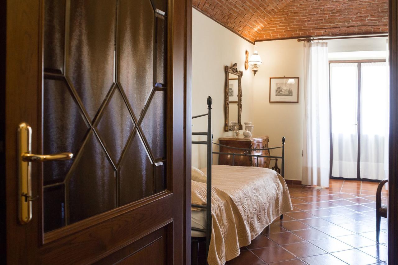 Casa Del Grande Vecchio Bed and Breakfast Airasca Eksteriør billede