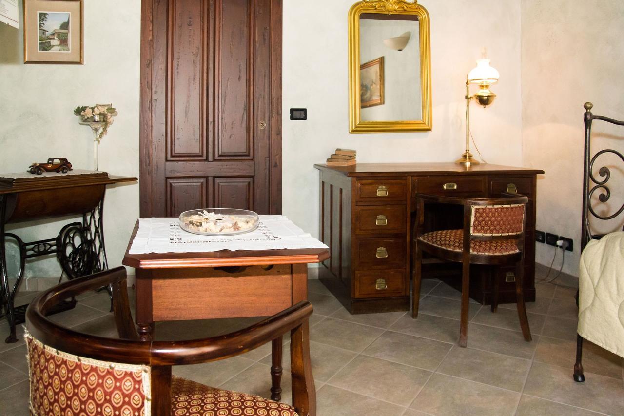 Casa Del Grande Vecchio Bed and Breakfast Airasca Eksteriør billede