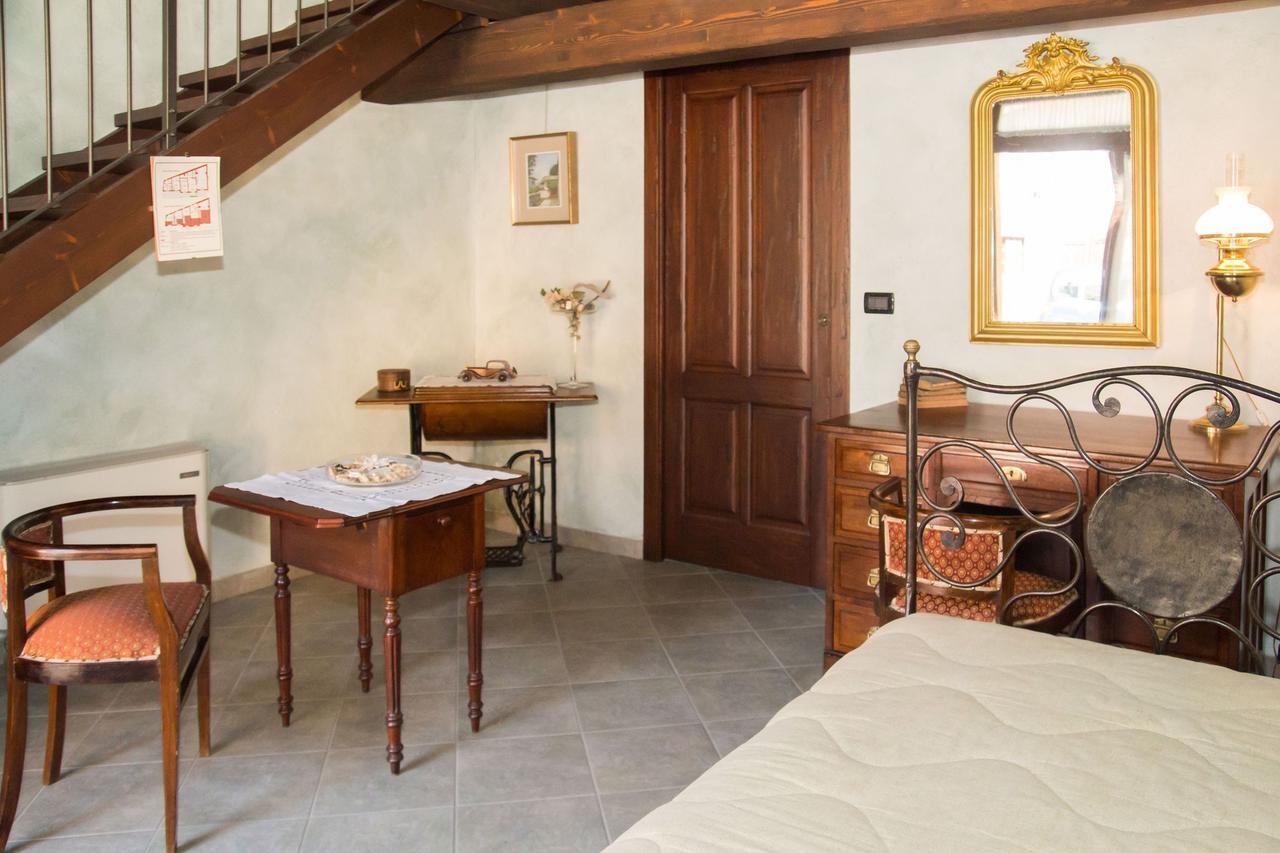 Casa Del Grande Vecchio Bed and Breakfast Airasca Eksteriør billede