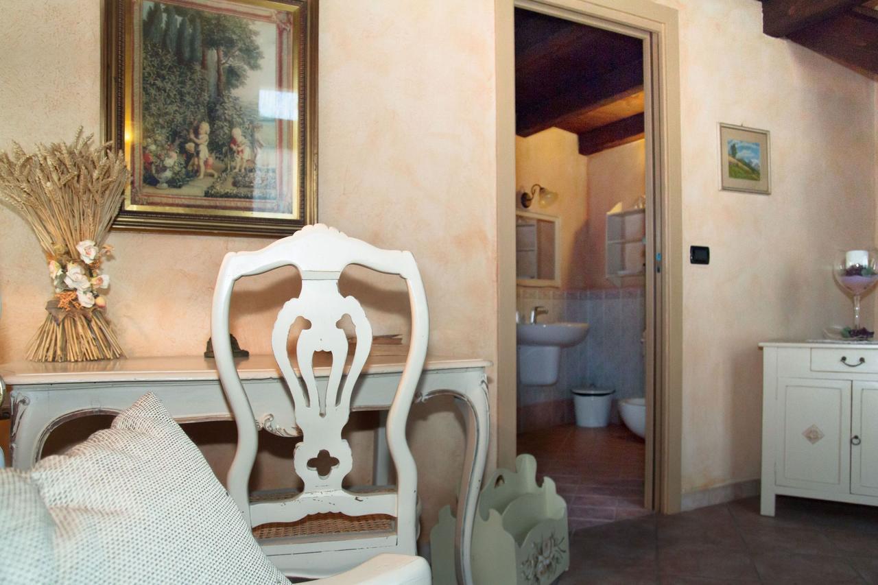 Casa Del Grande Vecchio Bed and Breakfast Airasca Eksteriør billede