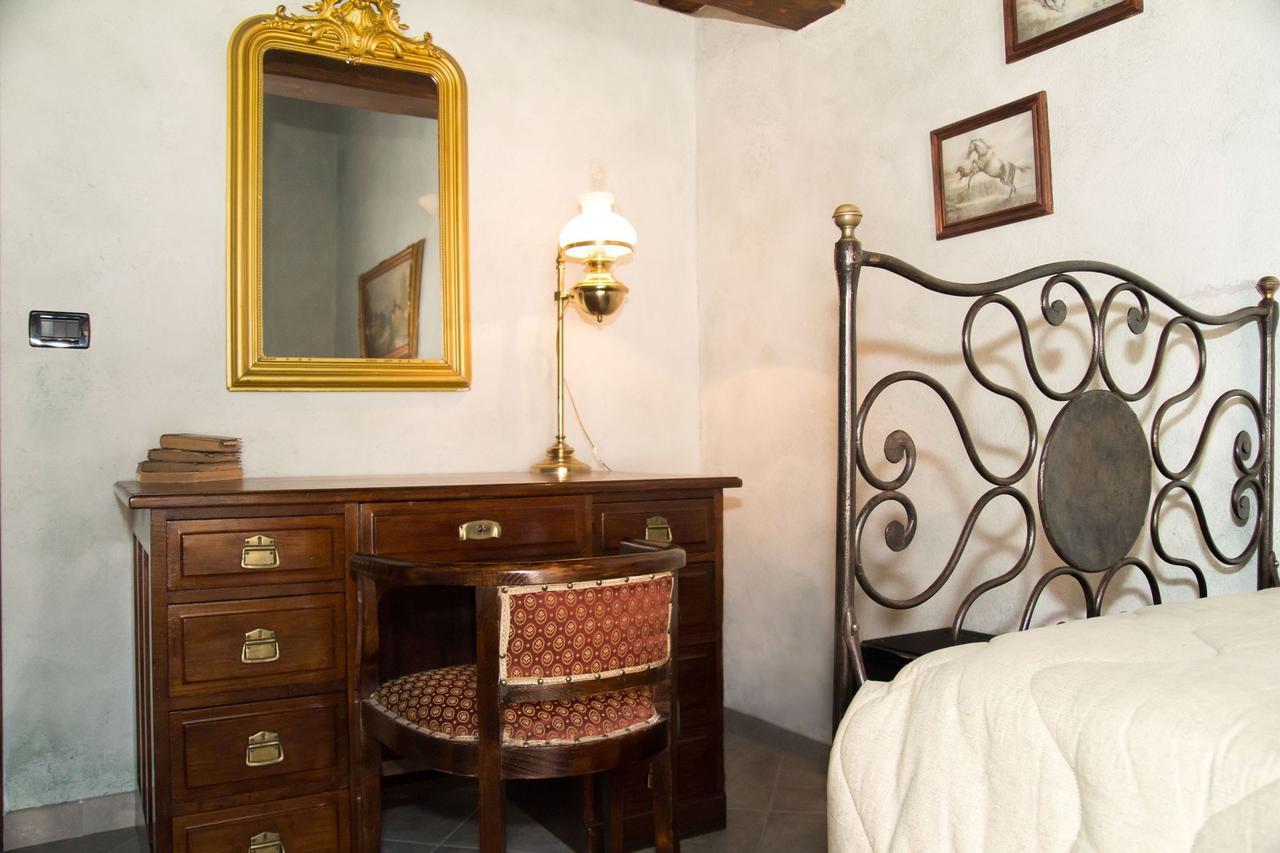 Casa Del Grande Vecchio Bed and Breakfast Airasca Eksteriør billede