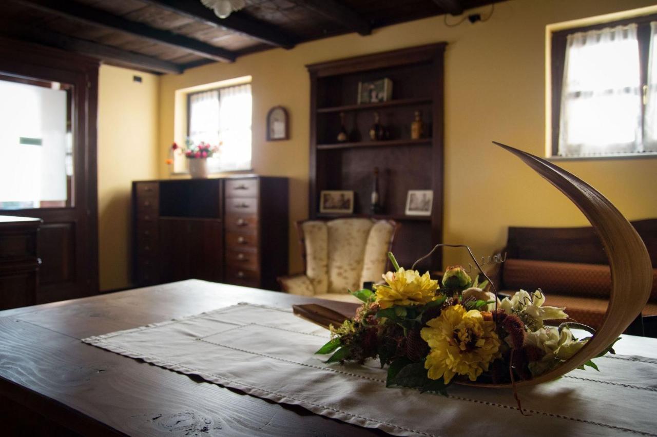 Casa Del Grande Vecchio Bed and Breakfast Airasca Eksteriør billede