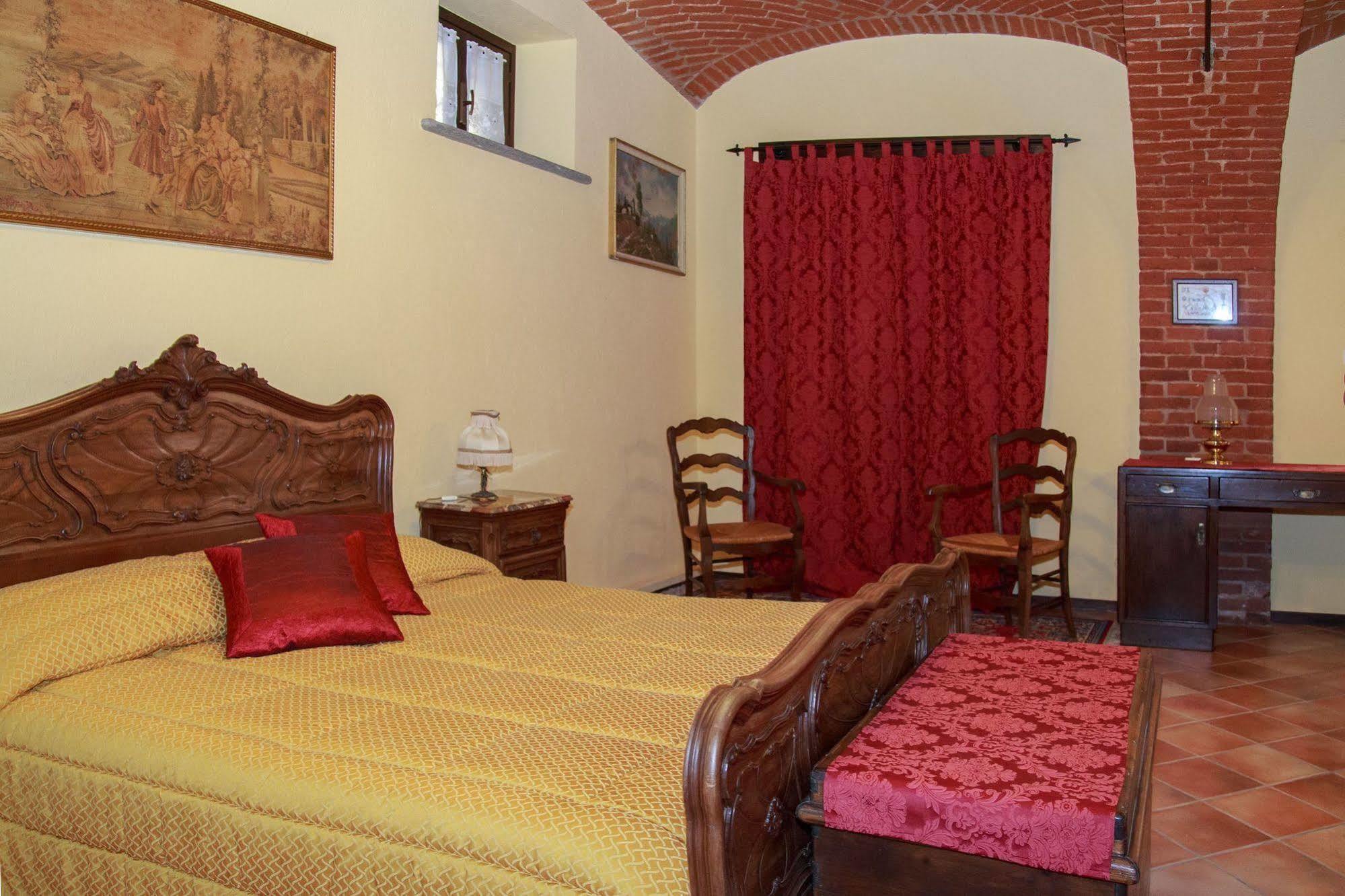 Casa Del Grande Vecchio Bed and Breakfast Airasca Eksteriør billede