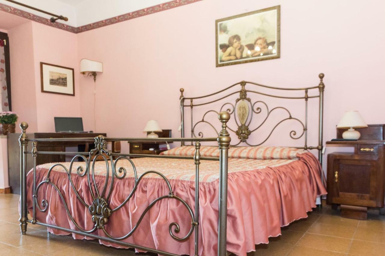 Casa Del Grande Vecchio Bed and Breakfast Airasca Eksteriør billede