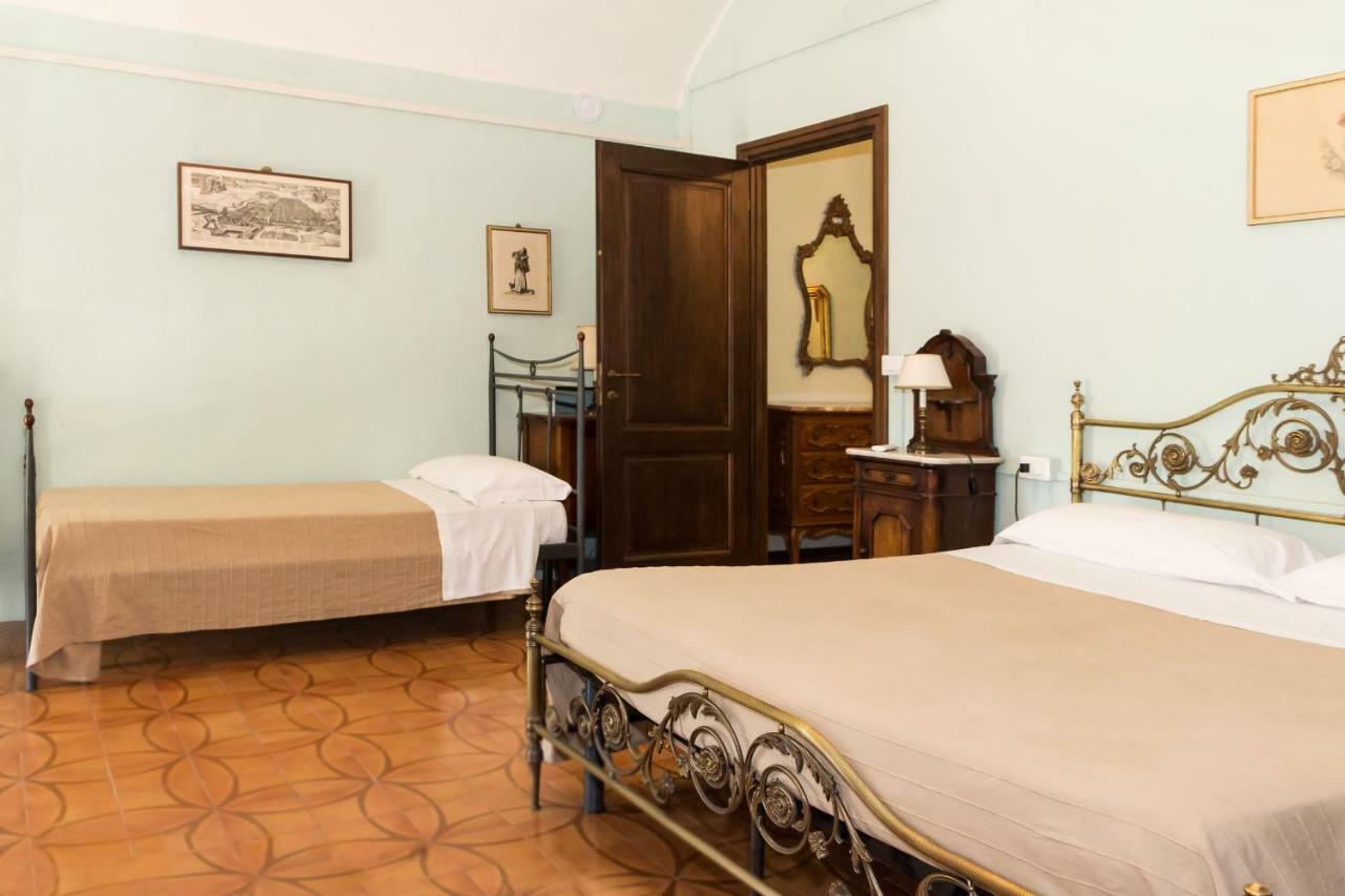 Casa Del Grande Vecchio Bed and Breakfast Airasca Eksteriør billede